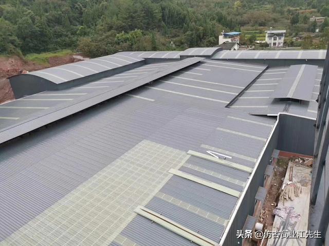 樹(shù)脂瓦塑鋼瓦等防腐瓦的優(yōu)點(diǎn)決定其特性的應用