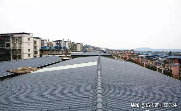 鐵瓦換成了樹(shù)脂瓦，龍泉驛區這些屋面有了大變樣！龍泉人的大機遇